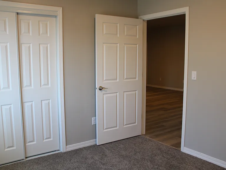 665 Heyburn Ave W #1104 & 1204 — Photo 16