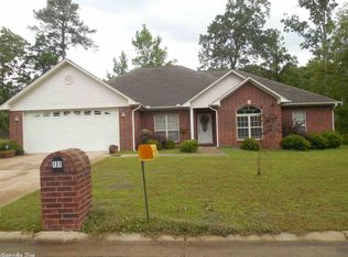 131 Timber Ln, White Hall, AR 71602