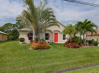 5890 NW Dowse St, Port Saint Lucie, FL 34986