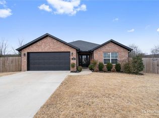 210 Alexandra Loop, Elkins, AR 72727