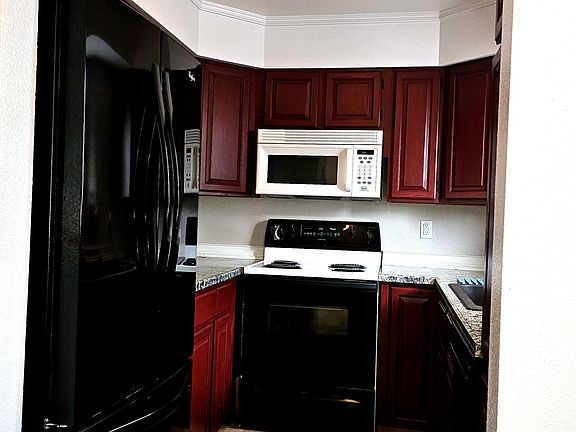 5th image of 1510 Elcadore Dr #136