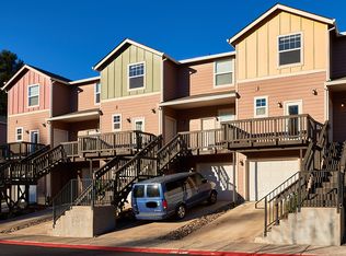 215 S Church St APT 8, Newberg, OR 97132