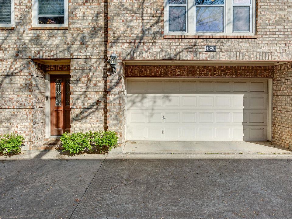 Attached 2 car garage