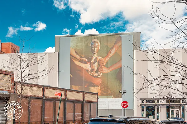 Rented by MySpaceNYC | media 19