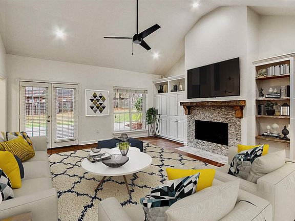 3rd image of 132 Woodland Hills Blvd