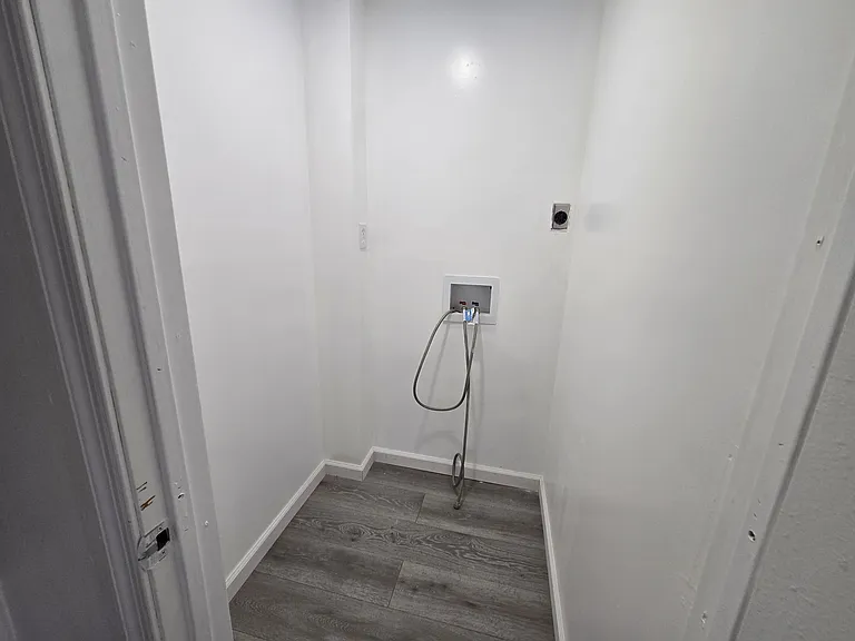 735 Main St #2 — Photo 3
