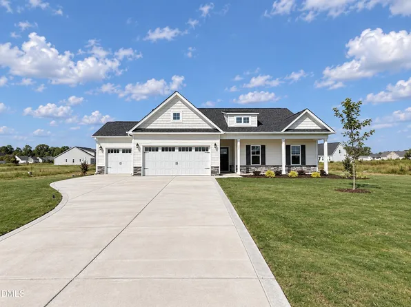 105 Ed Barrow Ln #27, La Grange, NC 28551