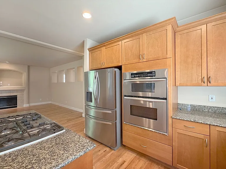 913 273rd Pl SE — Photo 15