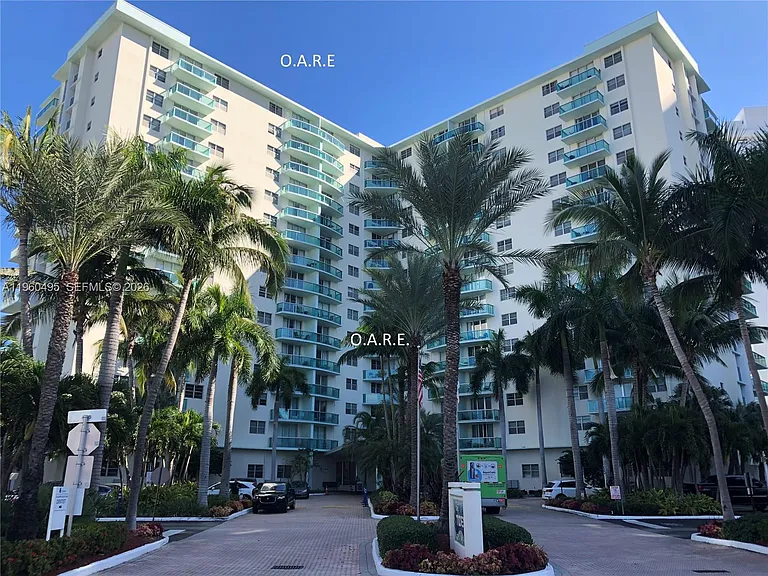 3901 S Ocean Dr #2J — Photo 24