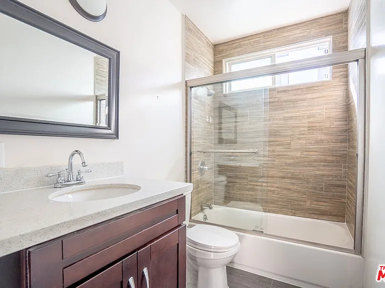 5831 Carlton Way #8 — Photo 15
