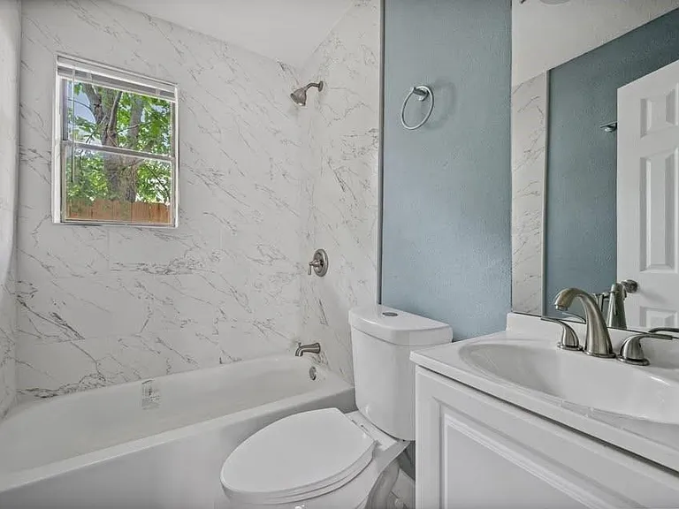 3425 Nettleton St — Photo 3
