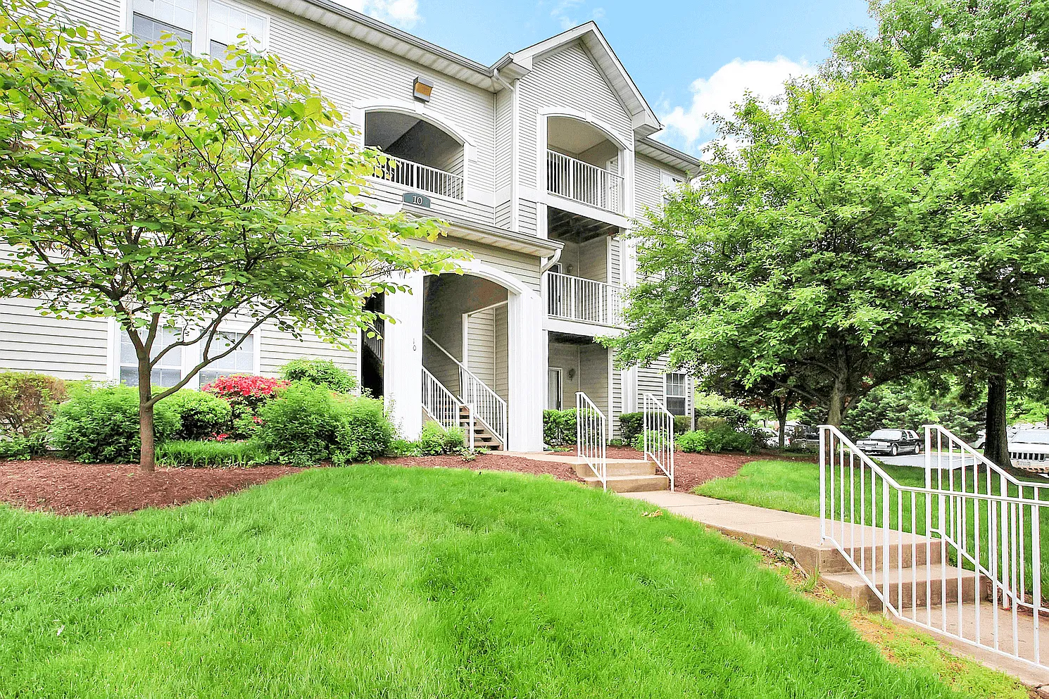 Highland Commons Apartments — Photo 1