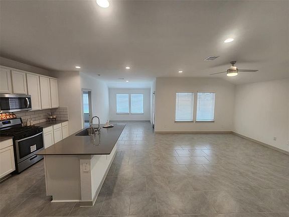 5th image of 4002 Elk Creek Ct