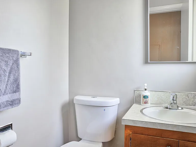 512 W Colorado Ave — Photo 13