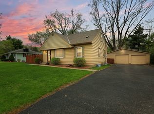 2386 Brighton Ln, New Brighton, MN 55112