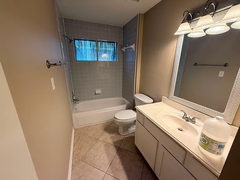 3226 Ivory Pointe Dr — Photo 16