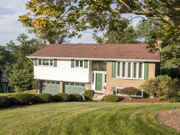 137 McGregor Dr, Canonsburg, PA 15317