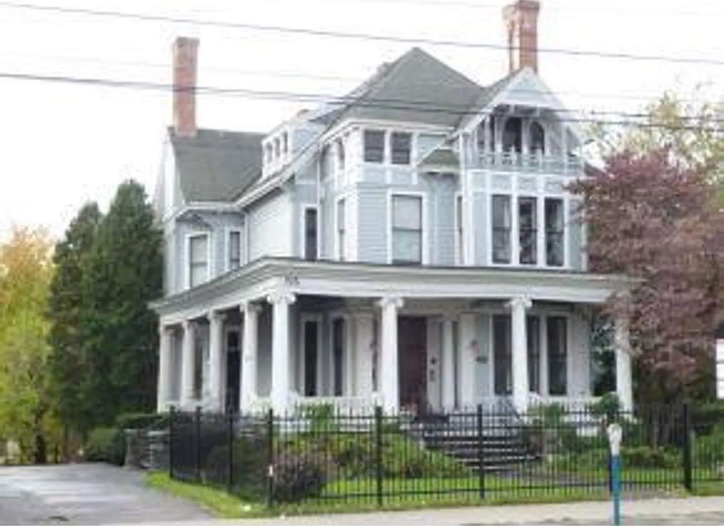 55 Main, Binghamton NY-available for 2025-2026 school year — Photo 1