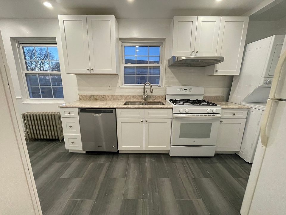 1st image of 63103 Fitchett St #2