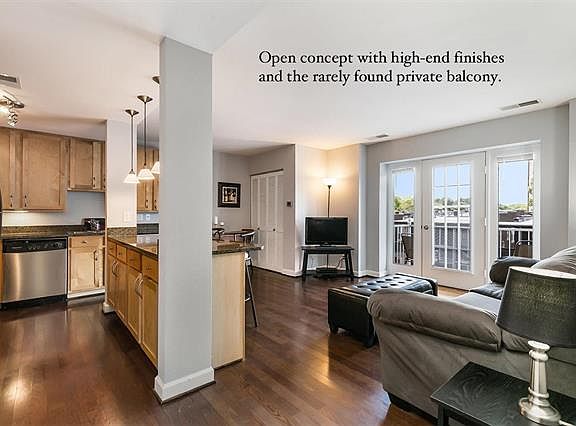 4th image of 5330 Pershing Ave APT 405