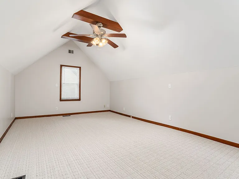 884 S Chesterfield Rd — Photo 22