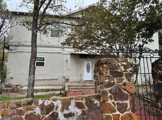 2932 Haynie St #B, Fort Worth, TX 76112