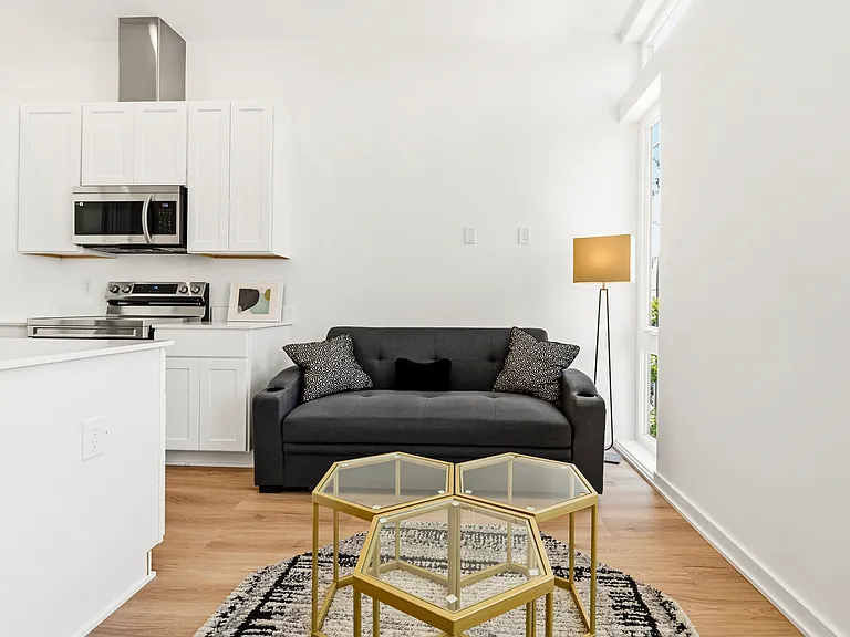 710 Kennedy St NW #11 — Photo 8