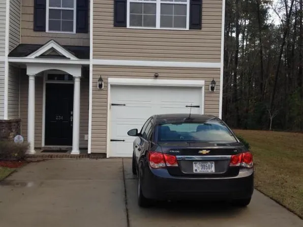 234 S Lamplighter Ln, Summerville, SC 29486