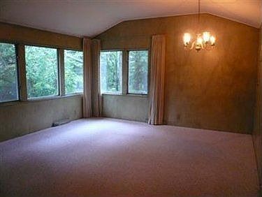 2nd image of 16951 Shaker Blvd