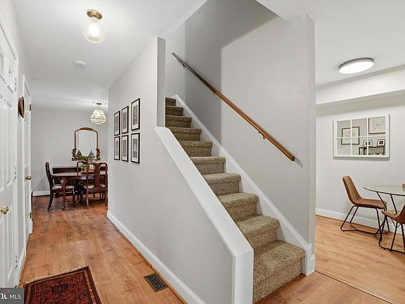 2nd image of 415 Eagle Rd #8