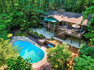 17925 Pages Pond Ct, Davidson, NC 28036