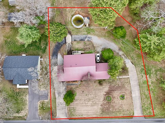 2nd image of 1717 N Friendship Rd