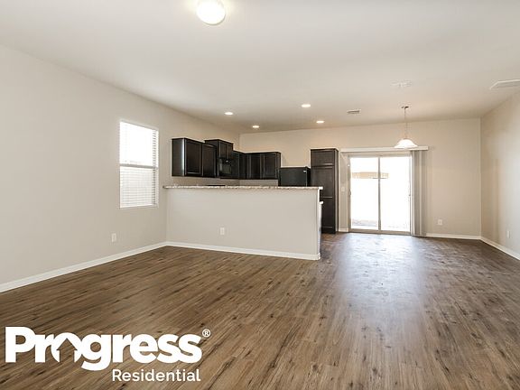3rd image of 19549 N Salerno Cir