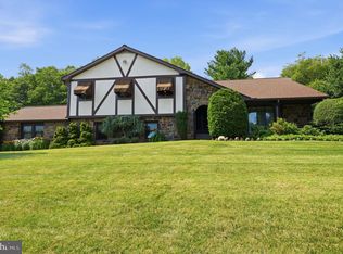 3794 Ridgeview Rd, Huntingdon Valley, PA 19006