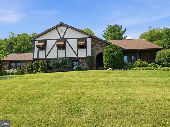 3794 Ridgeview Rd, Huntingdon Valley, PA 19006