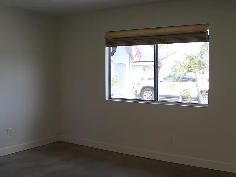 1135 Myra Ave — Photo 24