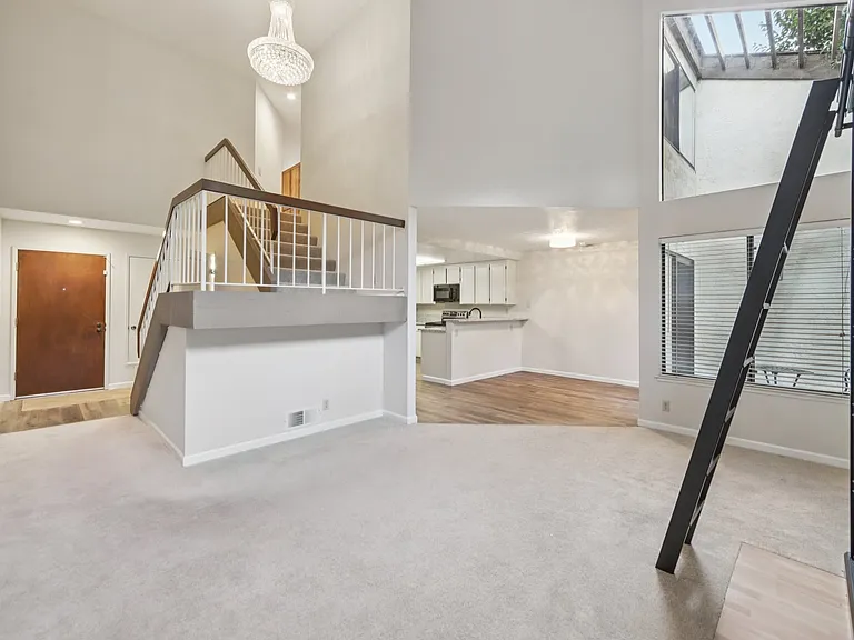 34898 Tiburon Ter — Photo 3