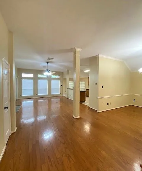 3814 Paigewood Dr — Photo 3