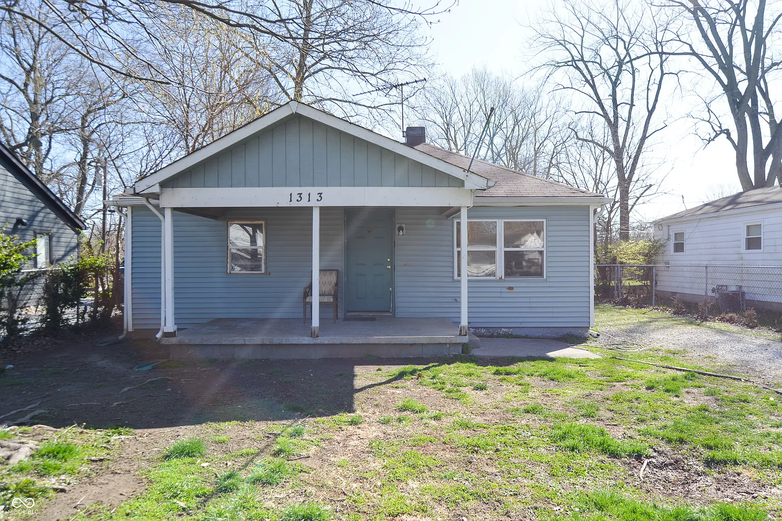 1313 S Riley Ave photo 1