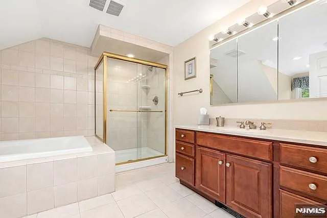 356 N Farview Ave — Photo 13