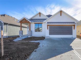 15373 W 173rd Ter, Olathe, KS 66062