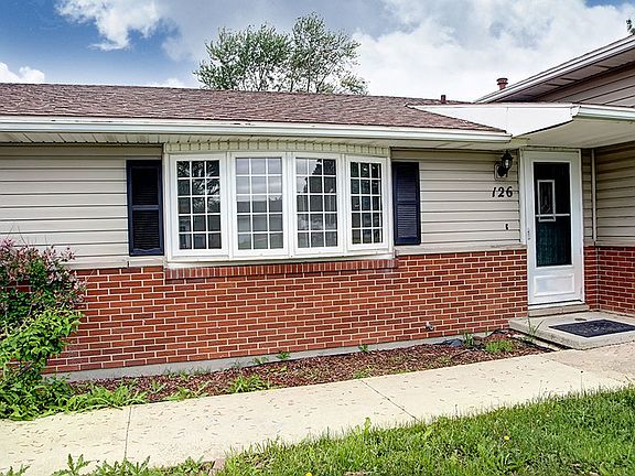 5th image of 126 Elwood St