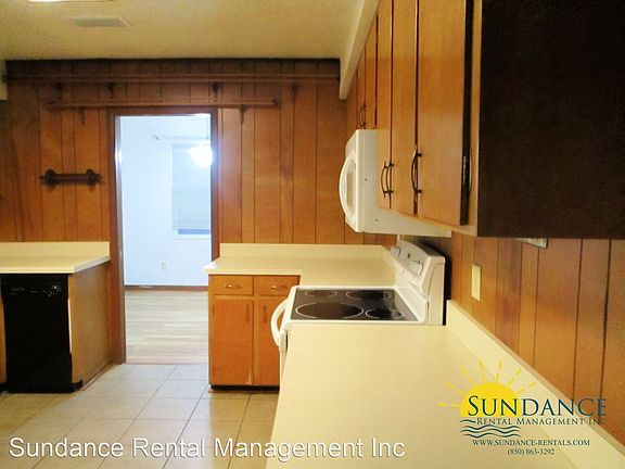 4th image of 200 Bailey Dr