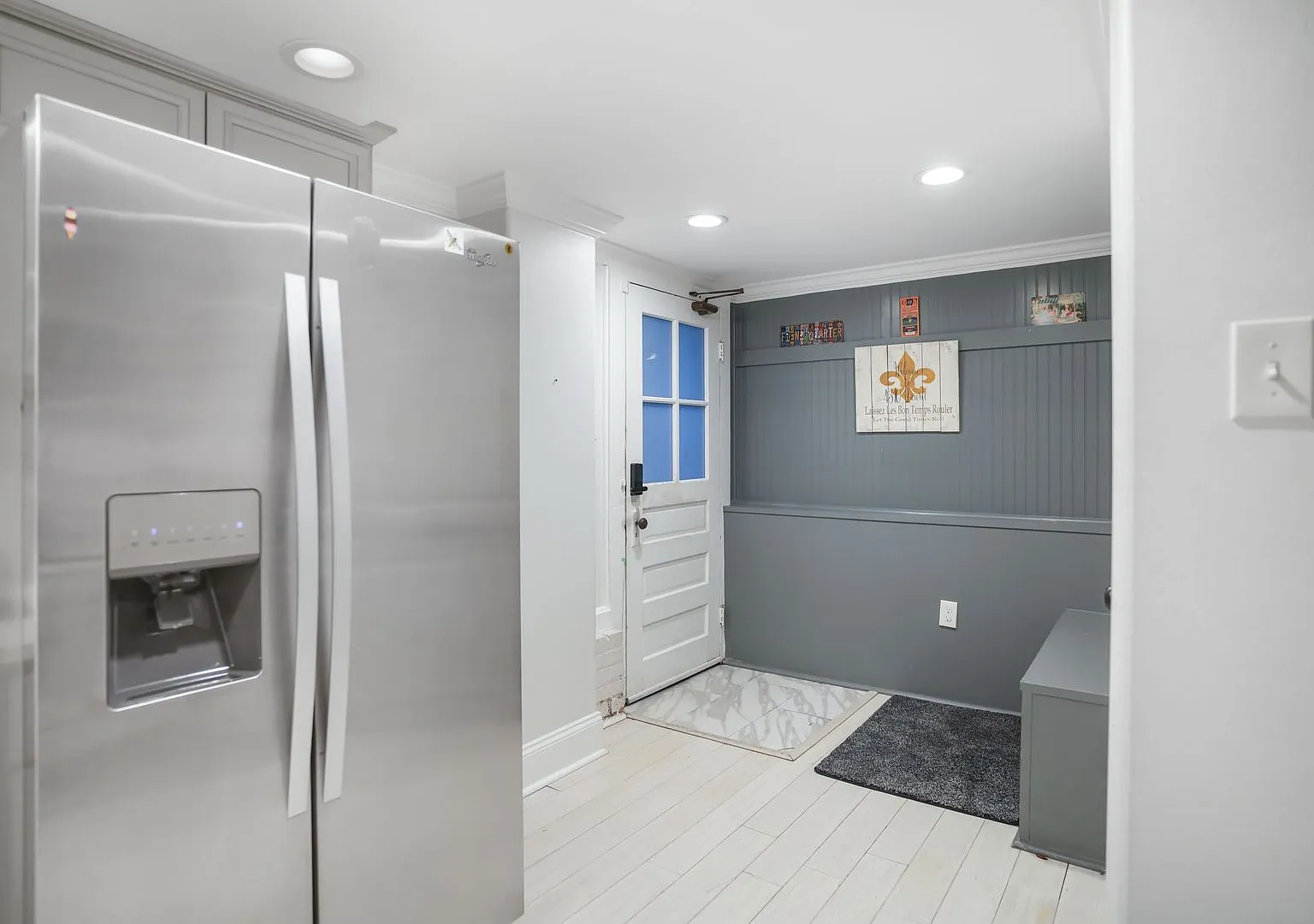 4308-10 Laurel St — Photo 3