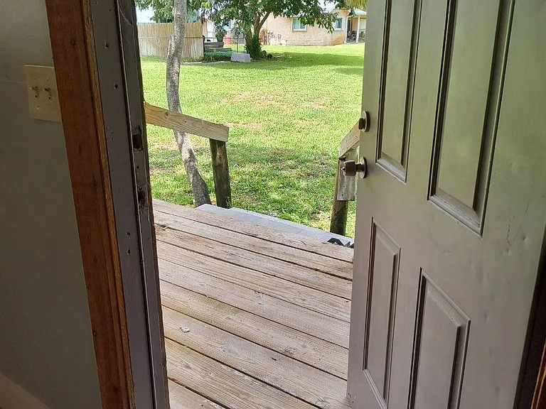 11096 Monet Woods Rd — Photo 13