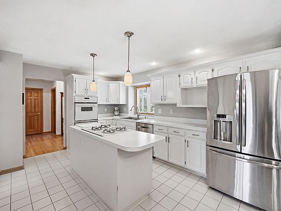 5th image of 11497 Ridgecrest Dr
