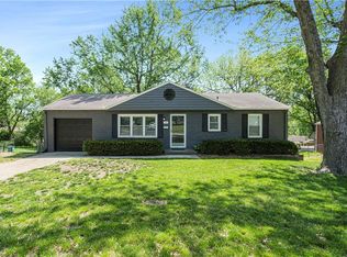 113 SW Murray Rd, Lees Summit, MO 64081