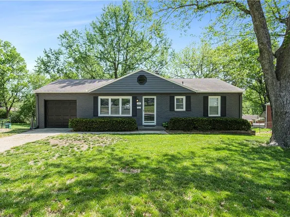 113 SW Murray Rd, Lees Summit, MO 64081