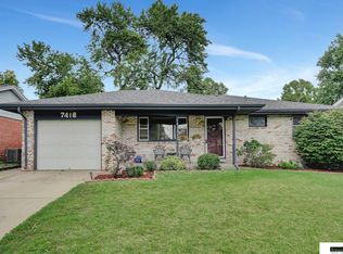 7418 Holdrege St, Lincoln, NE 68505