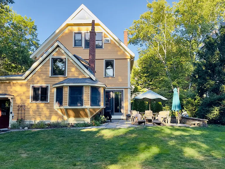 120 Lakeview Ave — Photo 20
